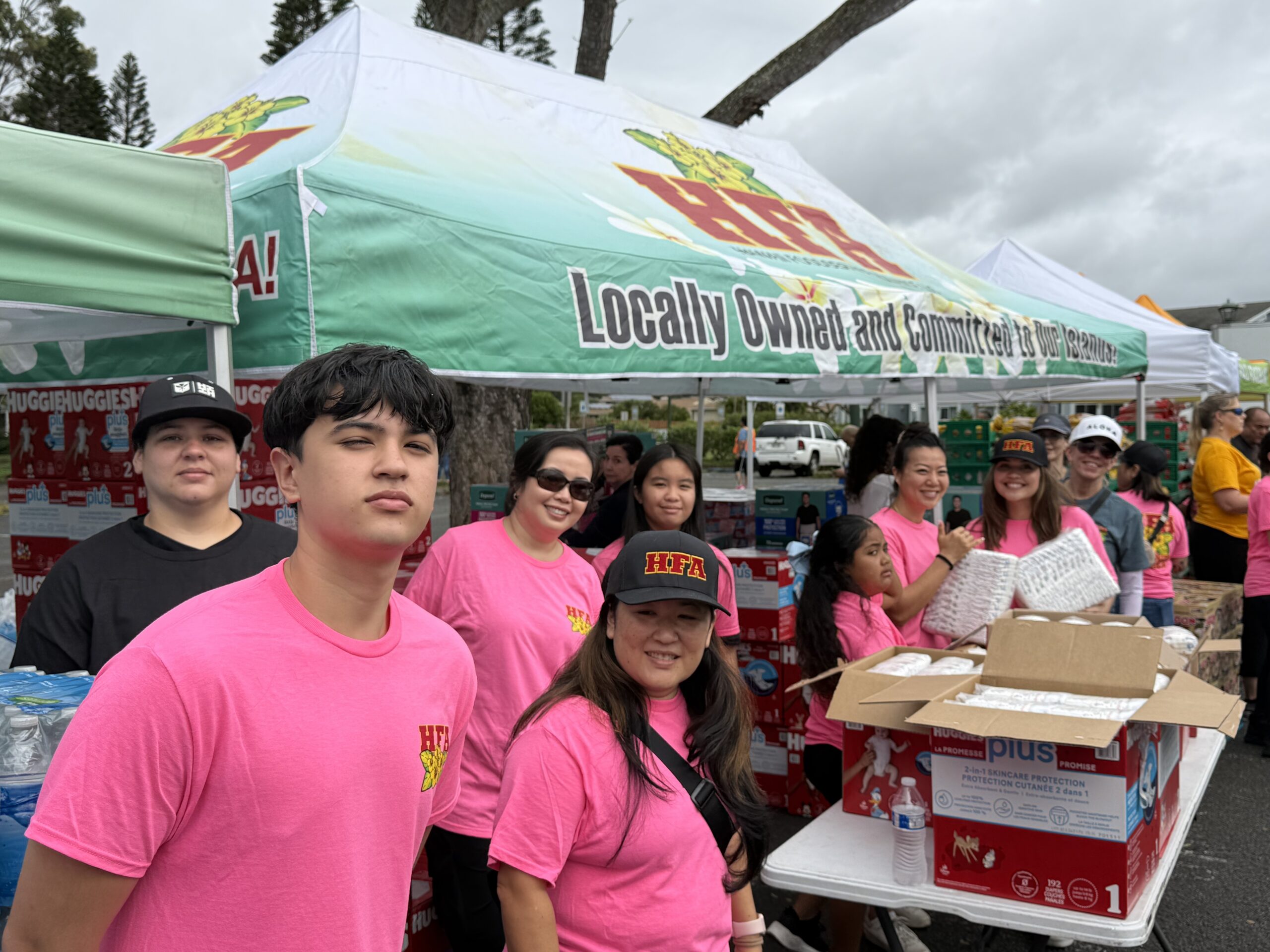Food distribution supplies and volunteers supporting Oahu Feeding Task Force response